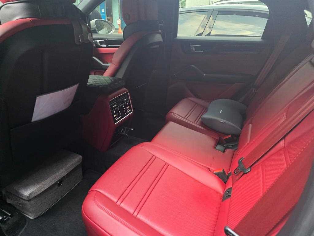 Porsche Cayenne - Vista 5