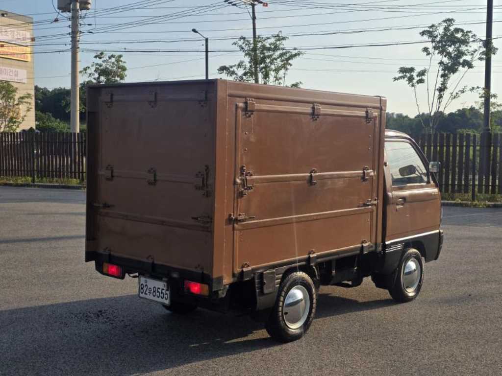 Small Truck Cargo (small) - Vista 5