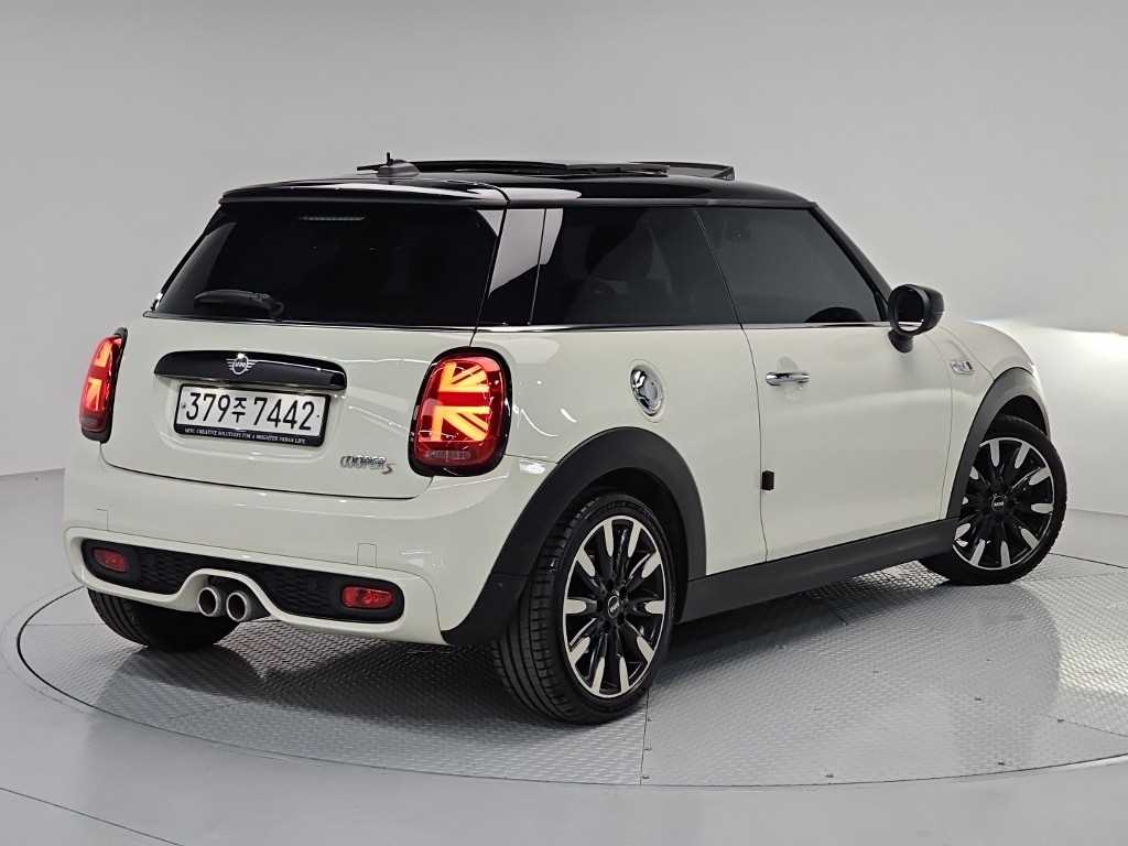 Mini Cooper - Vista 4