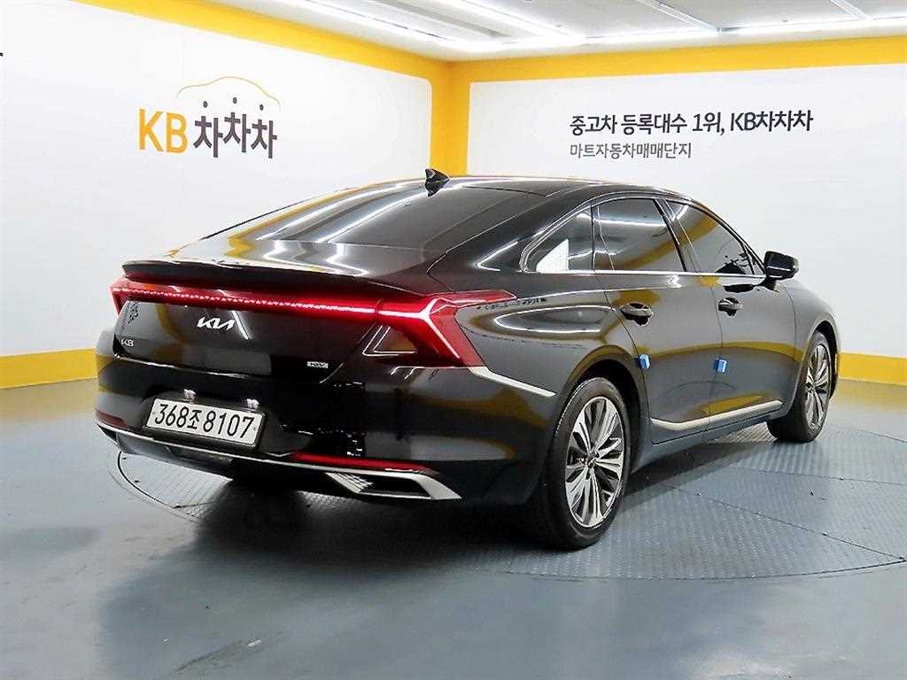KIA K8 - Vista 4