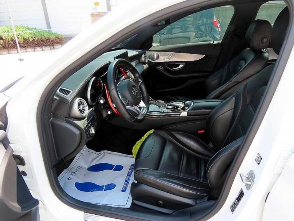 Mercedes Benz C Class - Vista 5