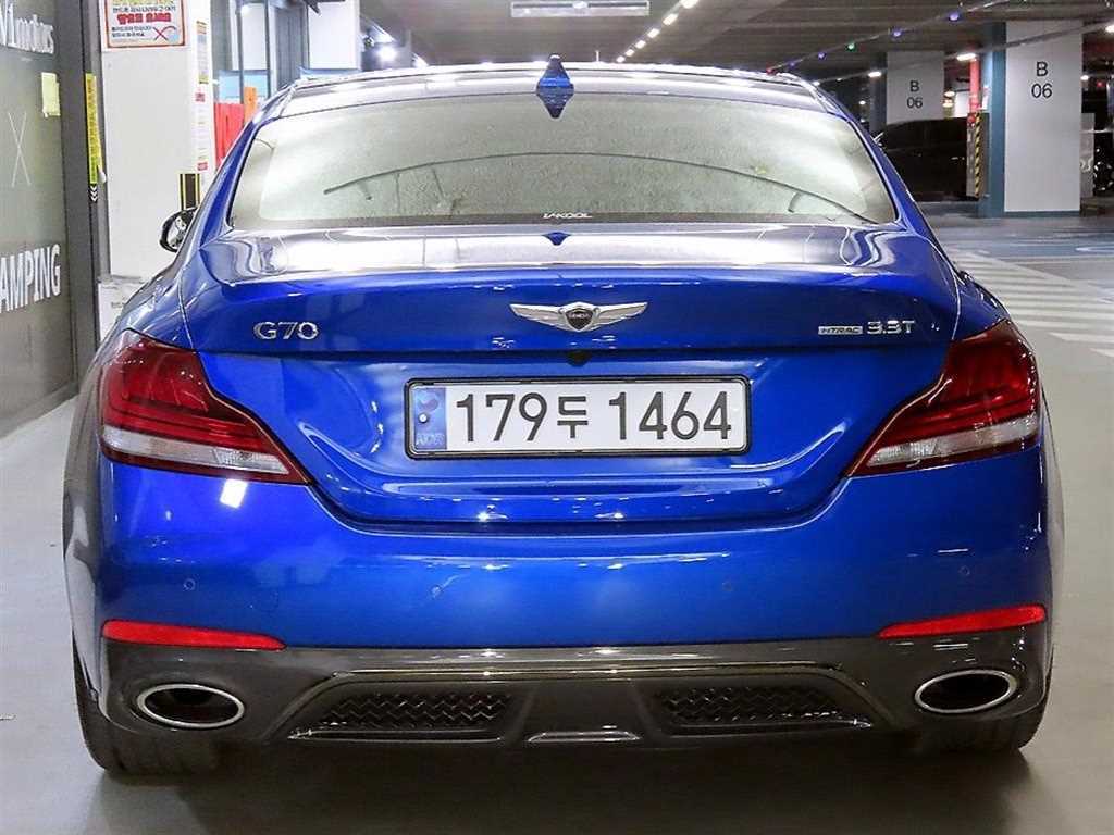 Genesis G70 - Vista 5