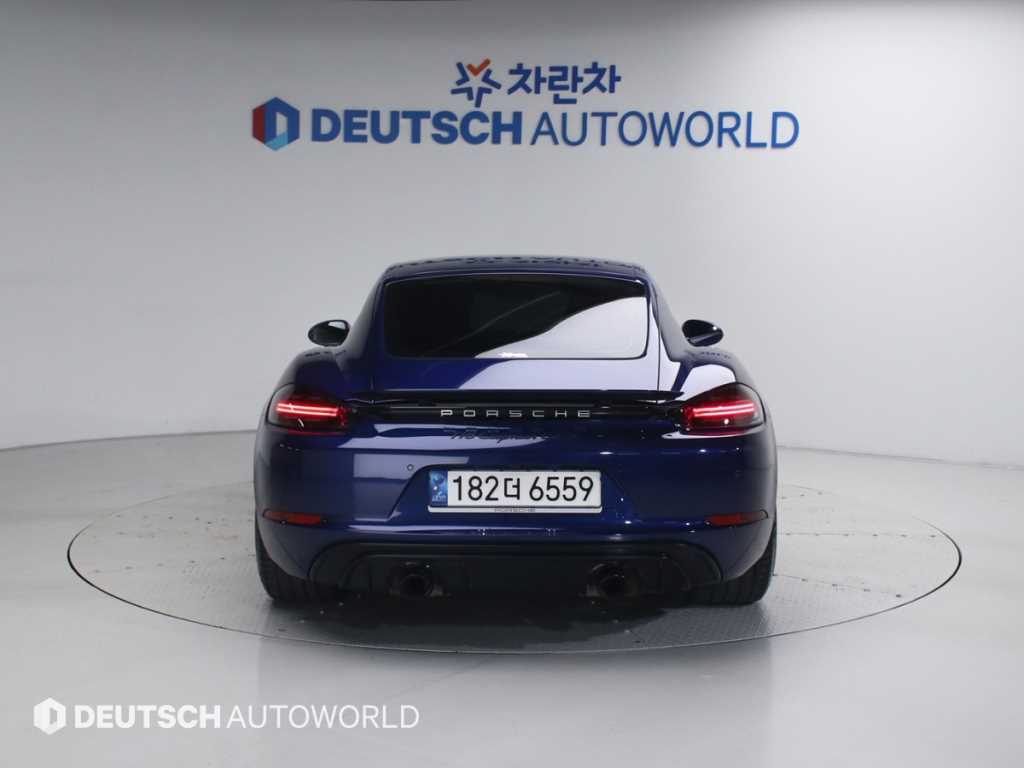 Porsche 718 - Vista 4