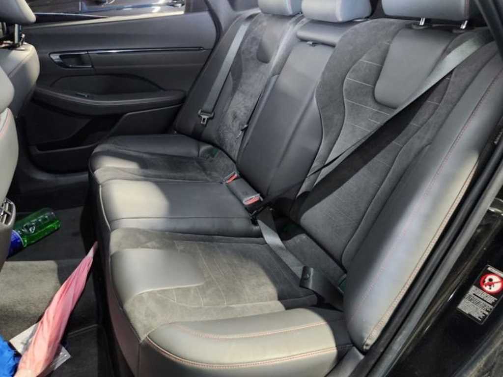 HYUNDAI Sonata - Vista 4