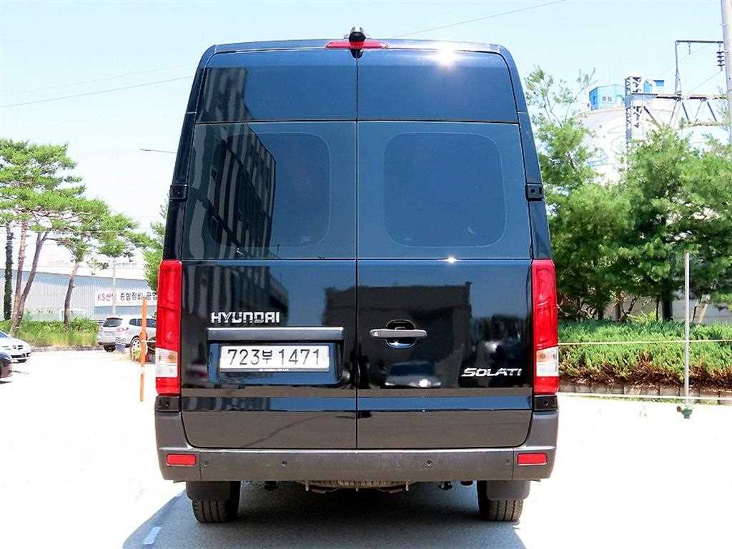 HYUNDAI Solati - Vista 4
