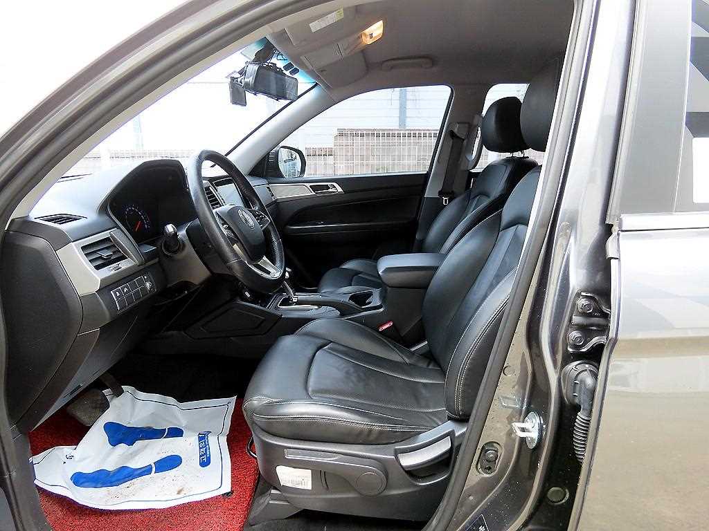 Ssangyong Rexton - Vista 5