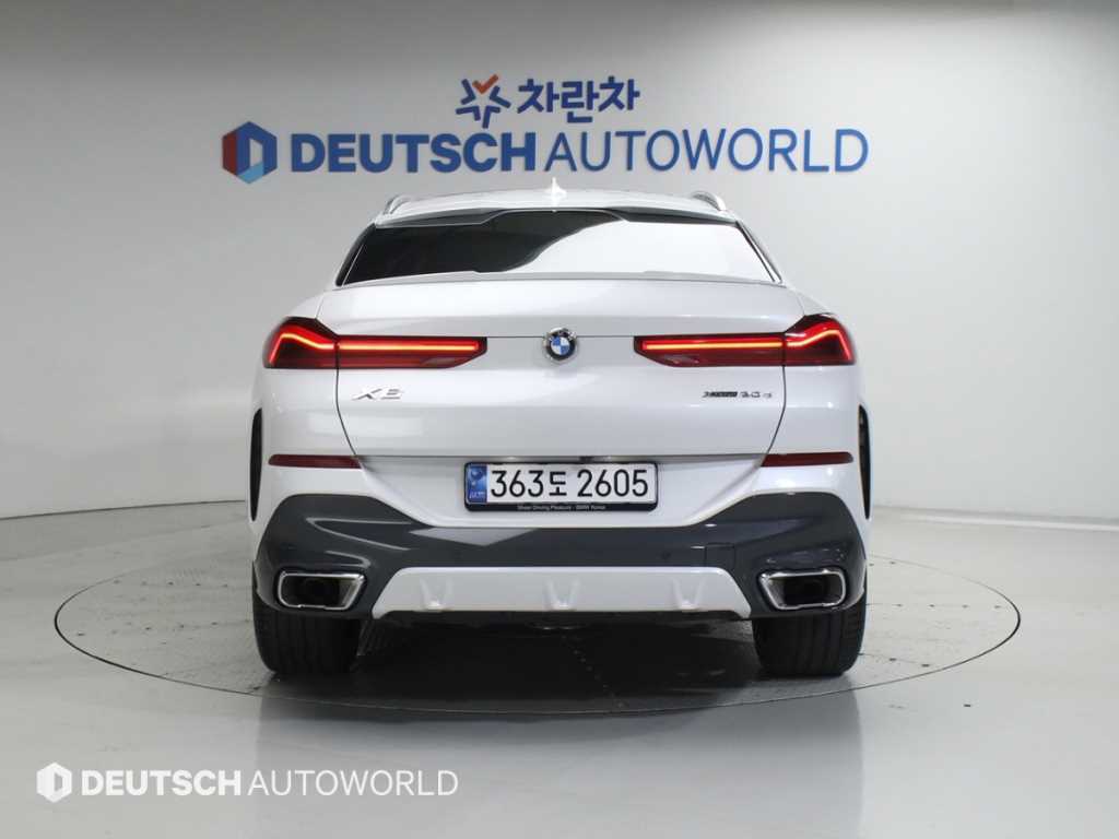 BMW X6 - Vista 4