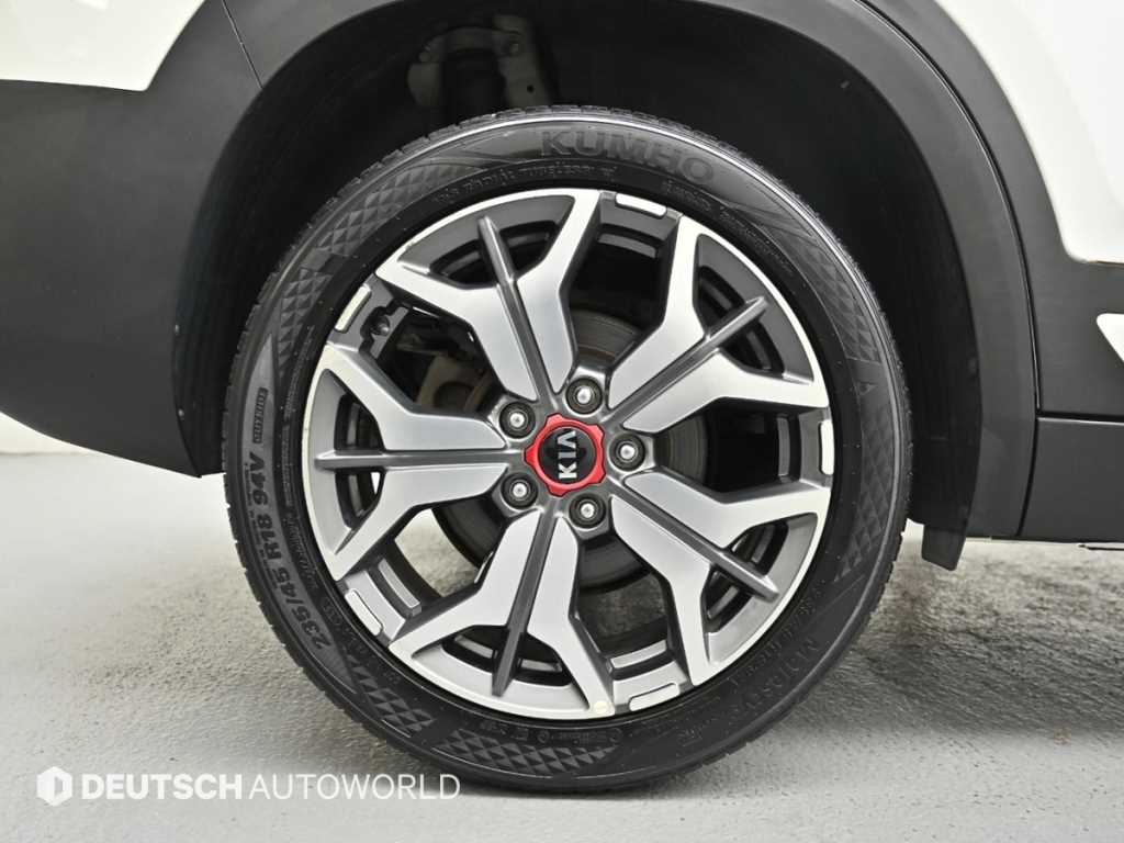 KIA Seltos - Vista 5