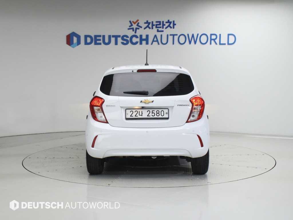 Chevrolet Spark - Vista 4