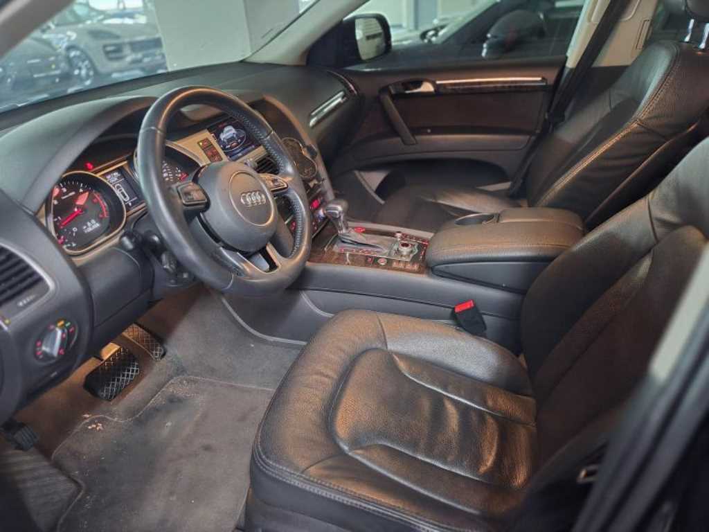 Audi Q7 - Vista 5