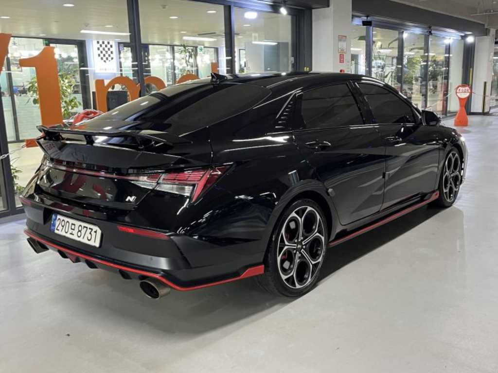 HYUNDAI Avante - Vista 4