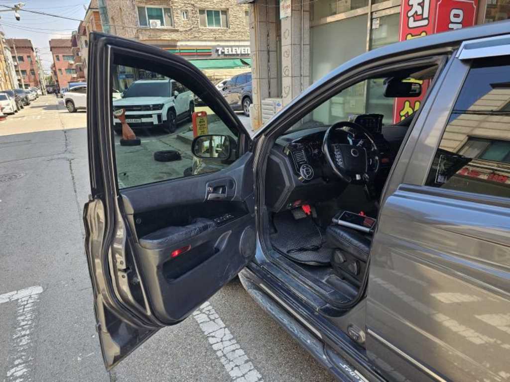 Ssangyong Korando - Vista 4