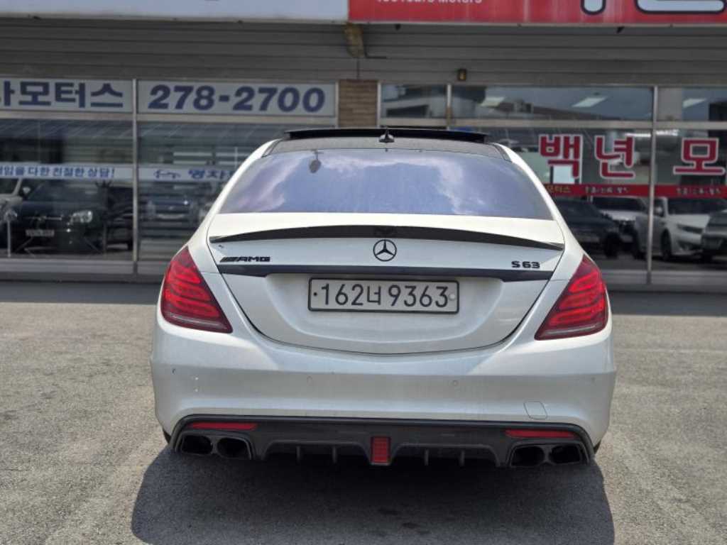 Mercedes Benz S Class - Vista 5
