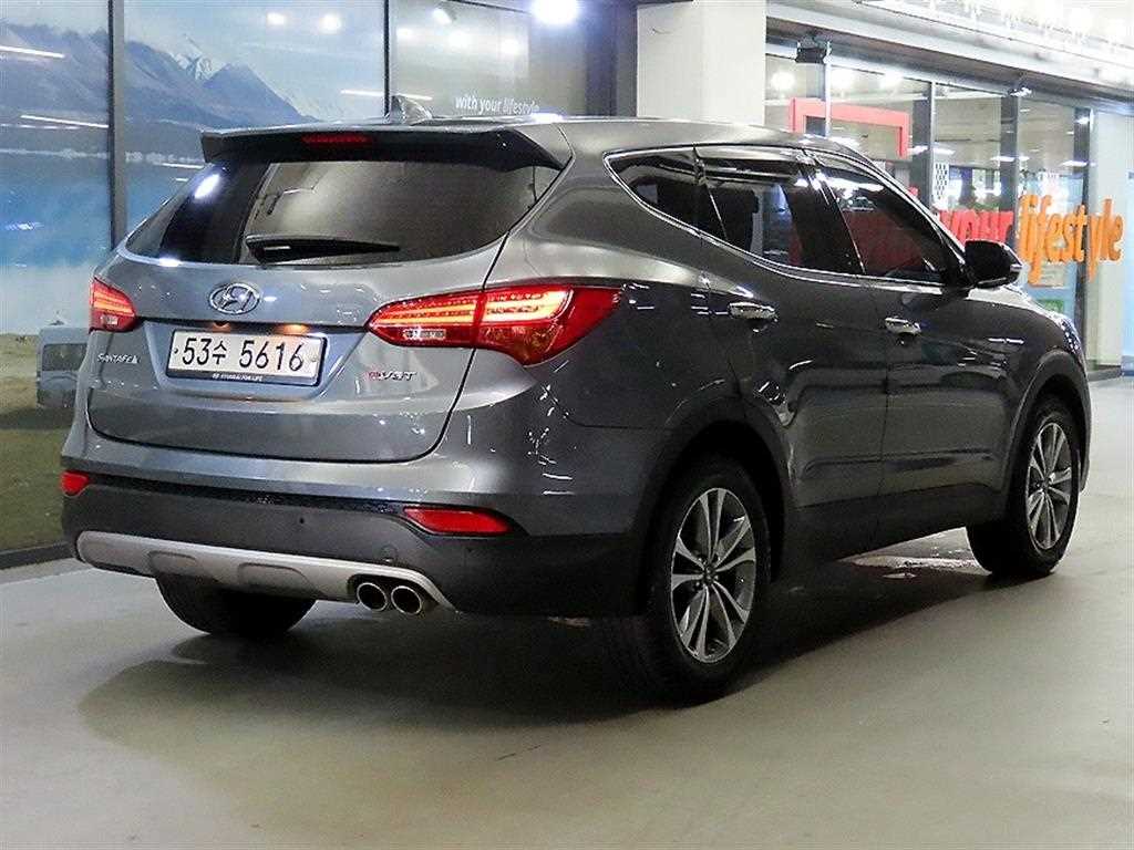 HYUNDAI Santa Fe - Vista 4