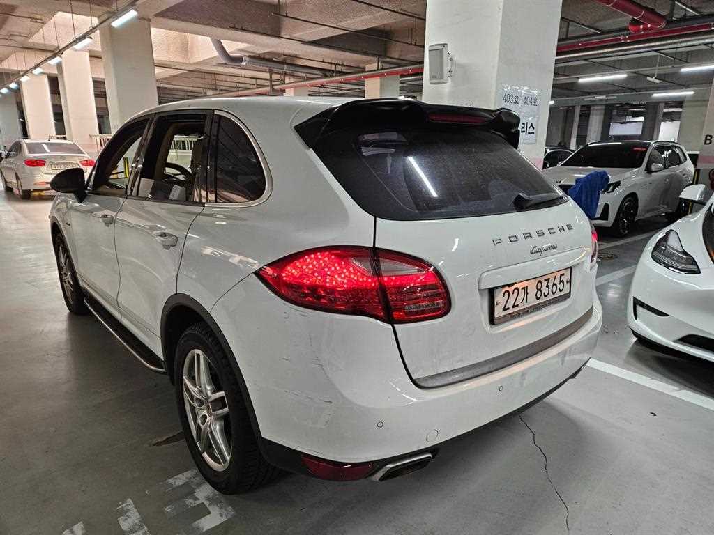 Porsche Cayenne - Vista 5
