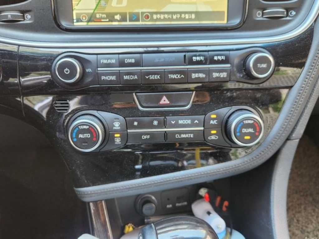 KIA K5 - Vista 5