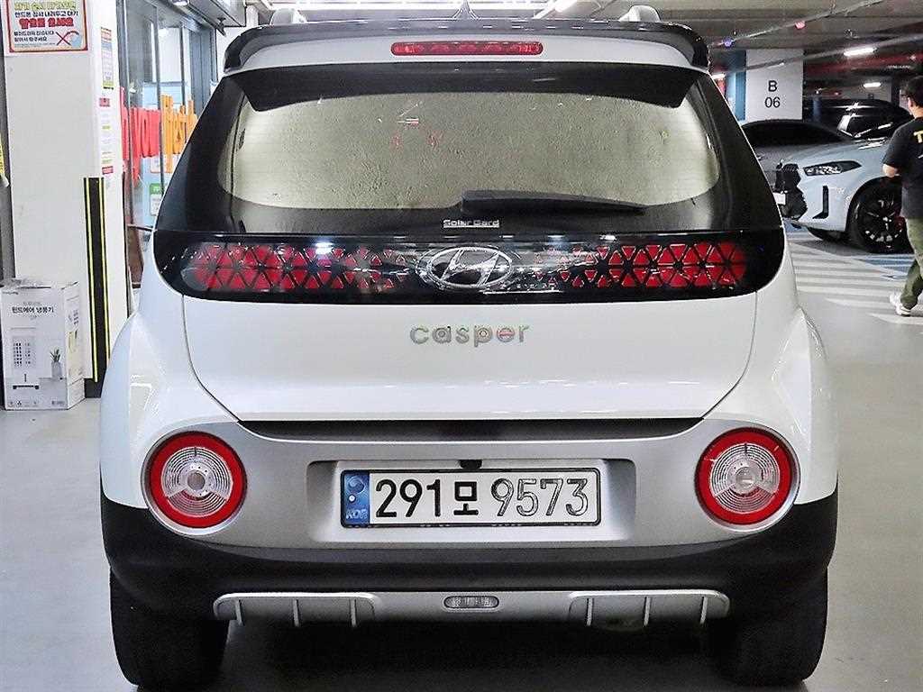 HYUNDAI Casper - Vista 5