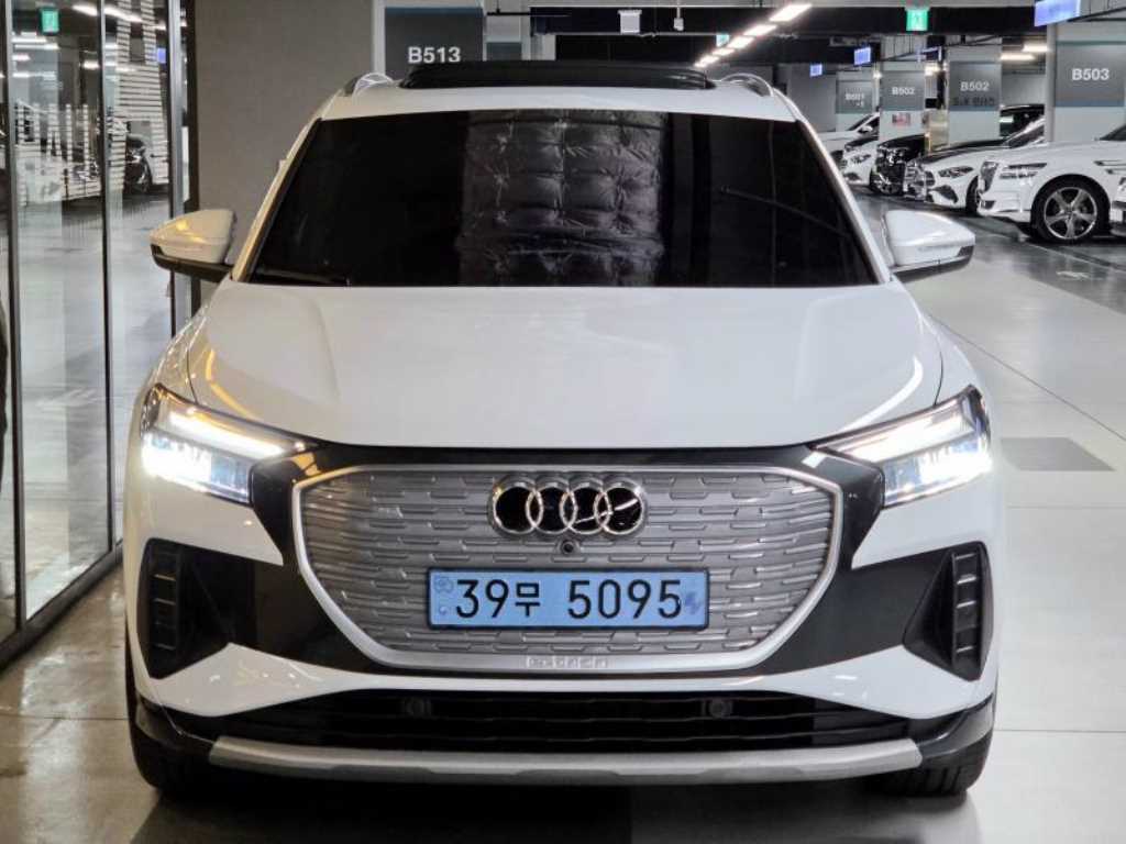 Audi Q4 - Vista 4