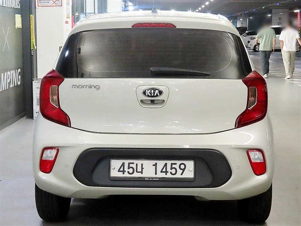 KIA Morning - Vista 5