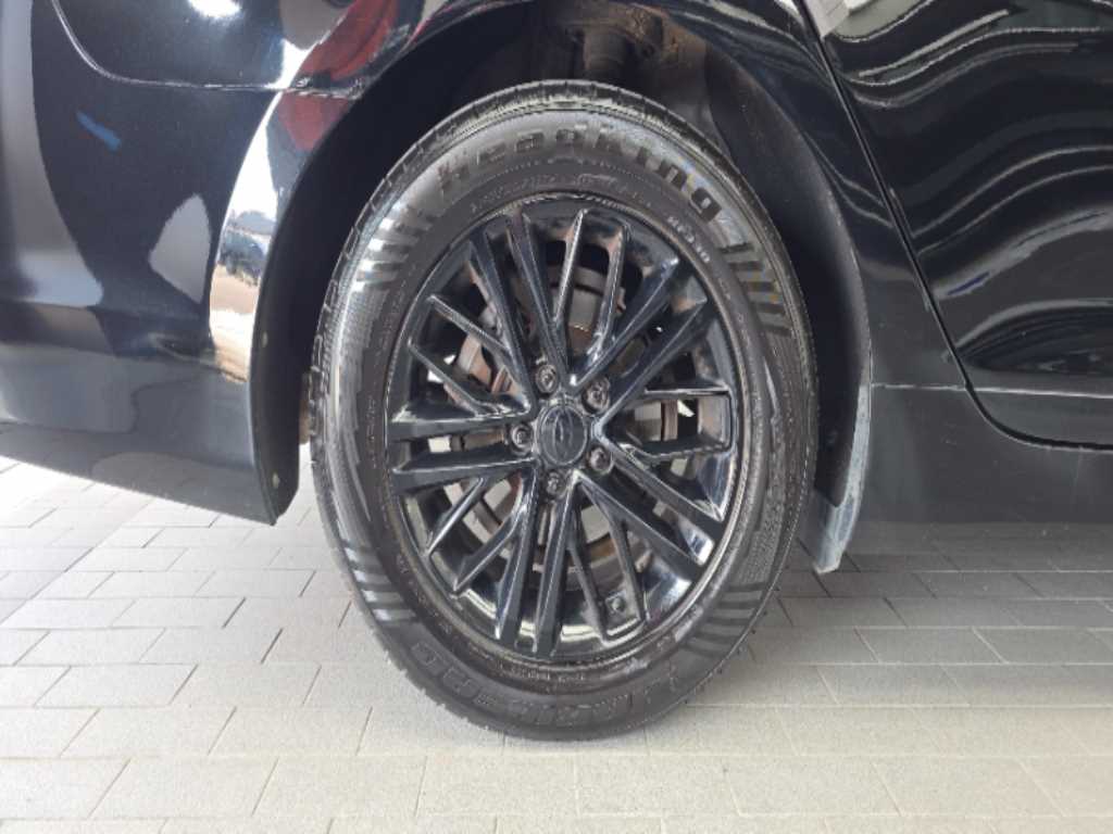HYUNDAI Grandeur - Vista 5