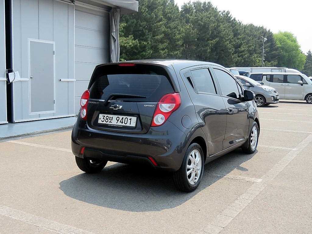 Chevrolet Spark - Vista 4