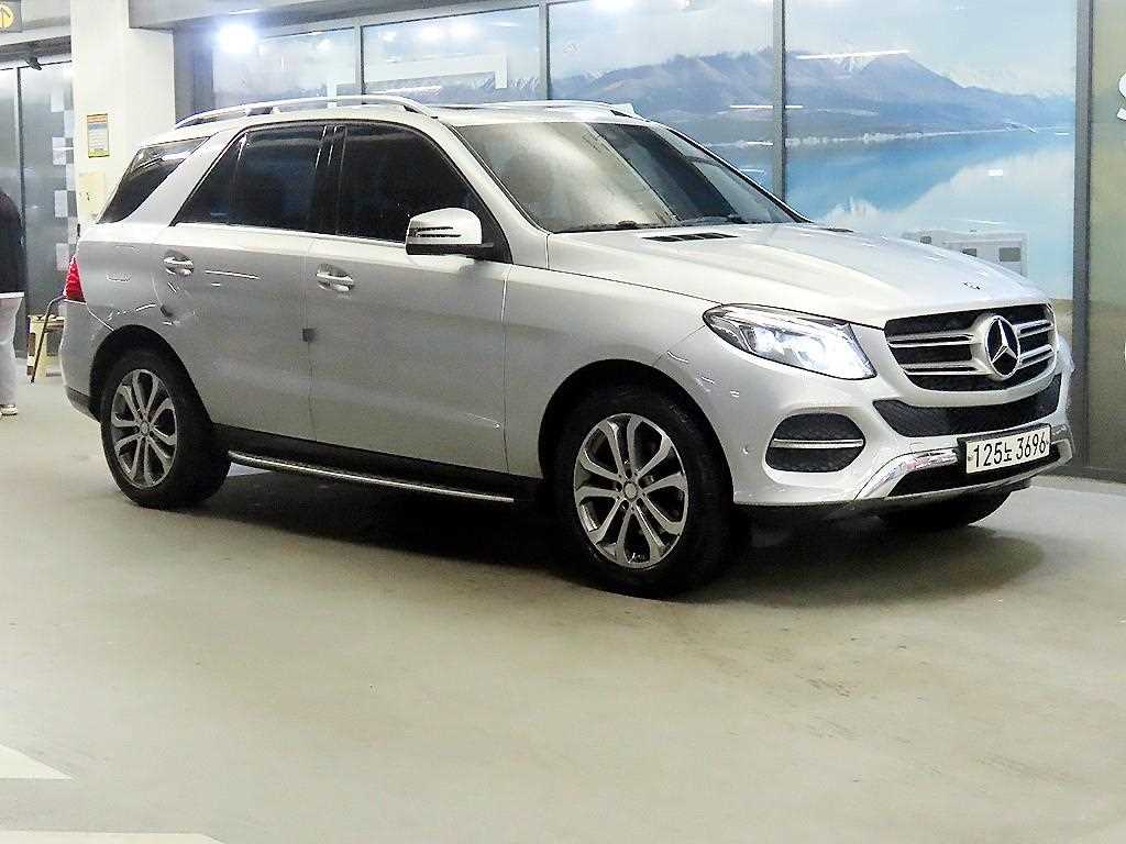 GLE 클래스 W166 GLE 250 d 4MATIC 2016년식