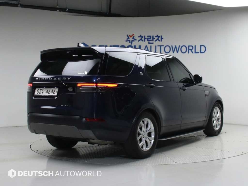 랜드로버 디스커버리 2.0 SD4 SE 사진 2/20