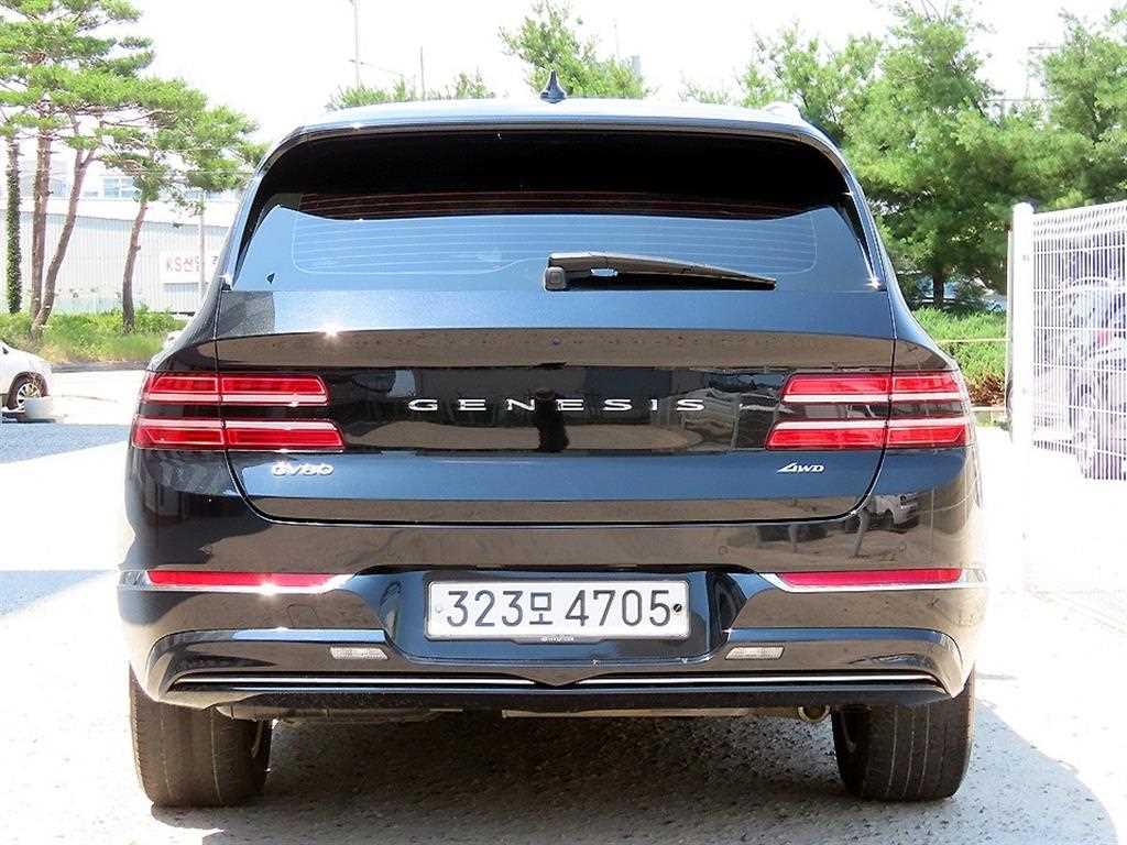 Genesis GV80 - Vista 4
