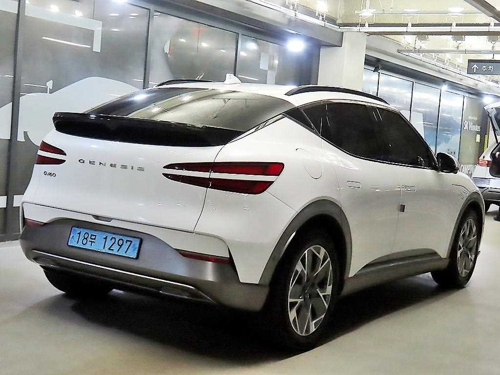 Genesis GV60 - Vista 4