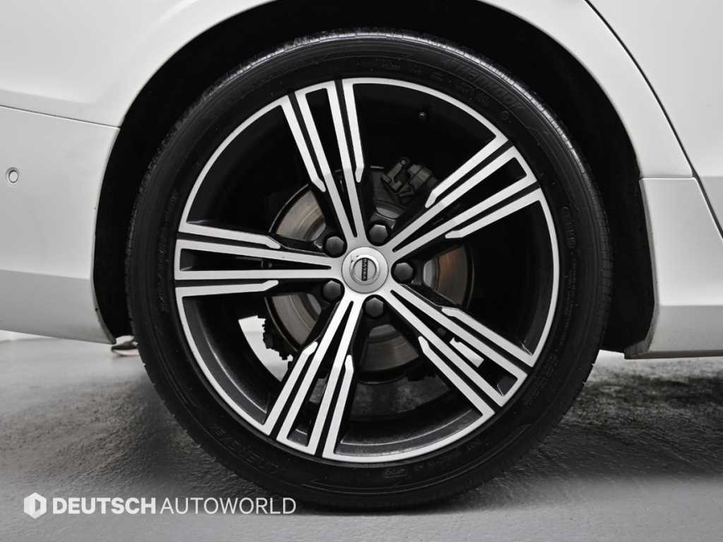 Volvo S90 - Vista 5