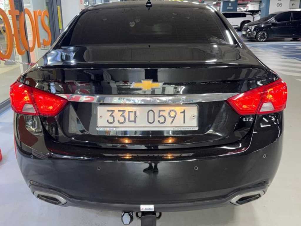 Chevrolet Impala - Vista 5