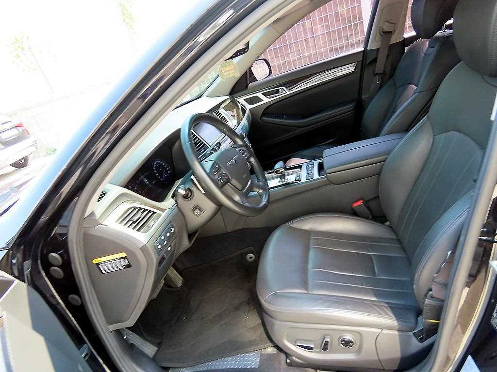 Genesis G80 - Vista 5