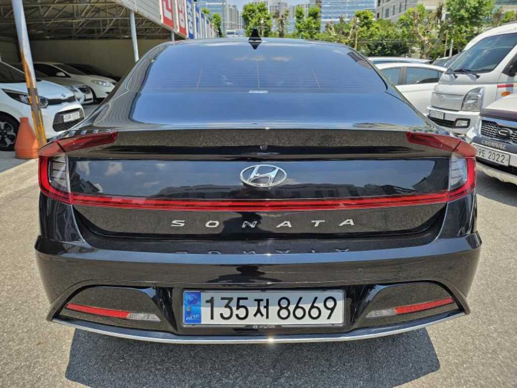 HYUNDAI Sonata - Vista 5