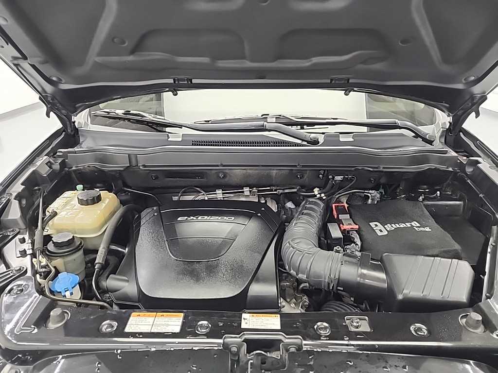 Ssangyong Korando - Vista 5
