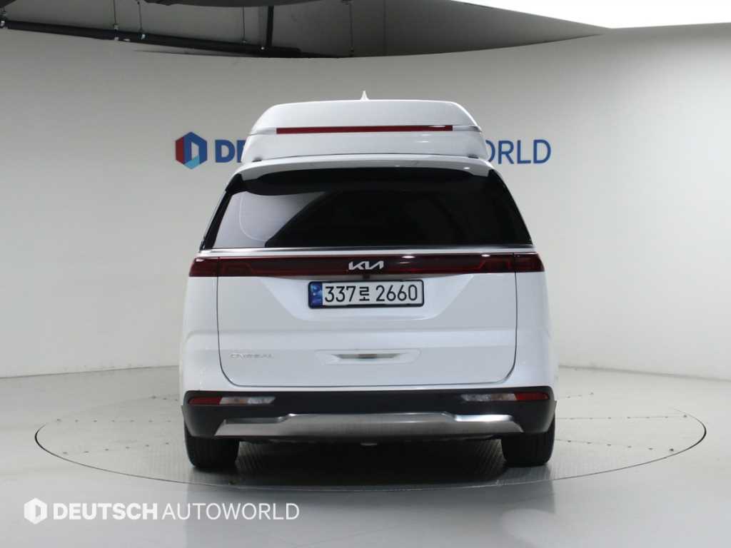KIA Carnival - Vista 4