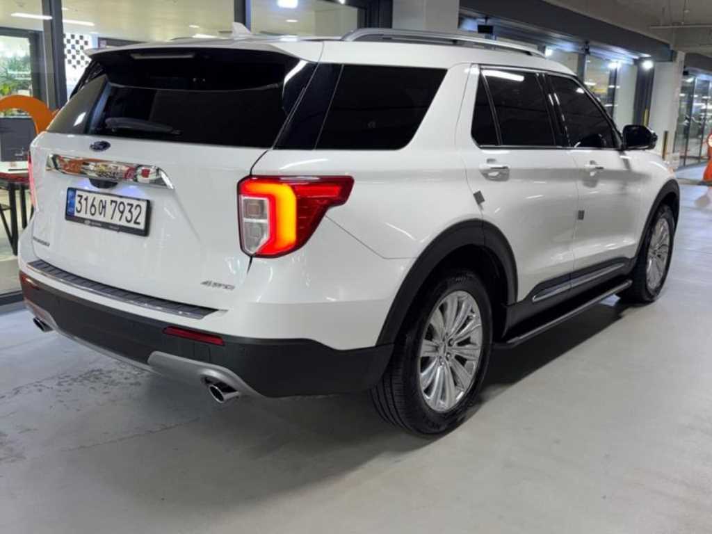 Ford Explorer - Vista 4