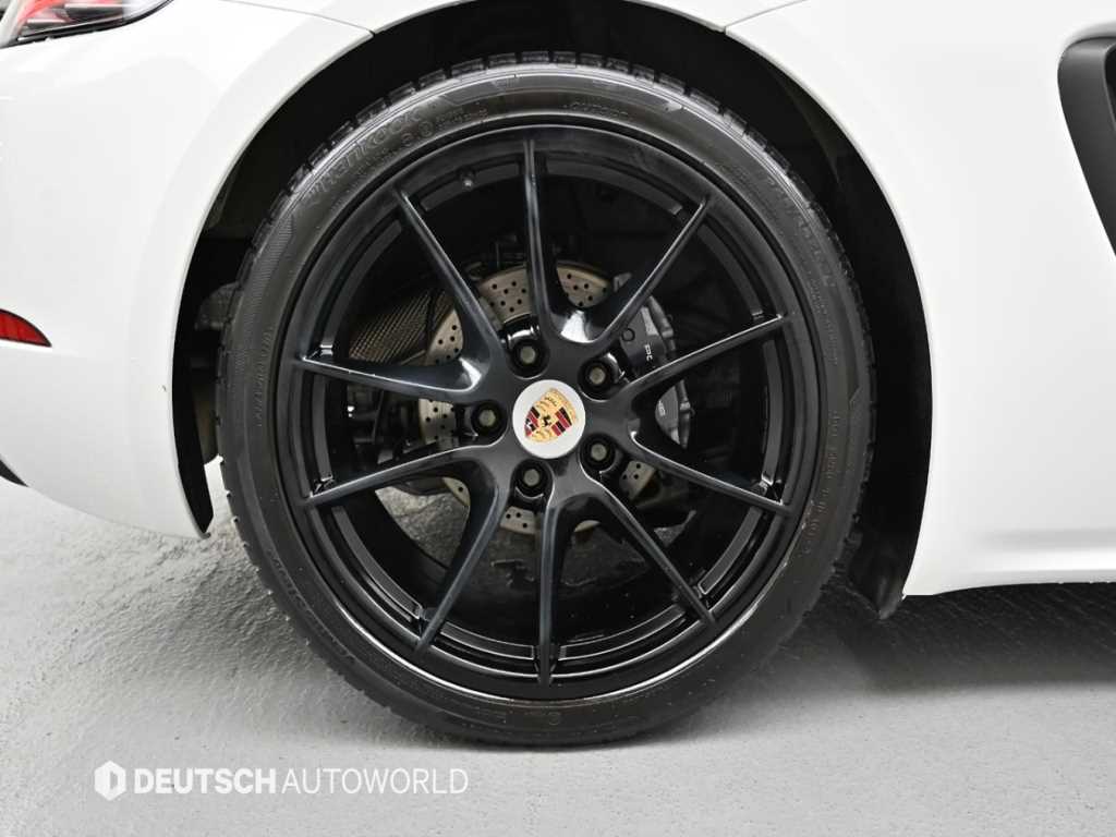 Porsche 718 - Vista 5