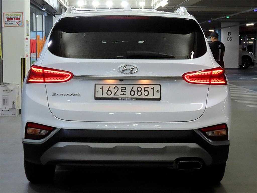 HYUNDAI Santa Fe - Vista 5