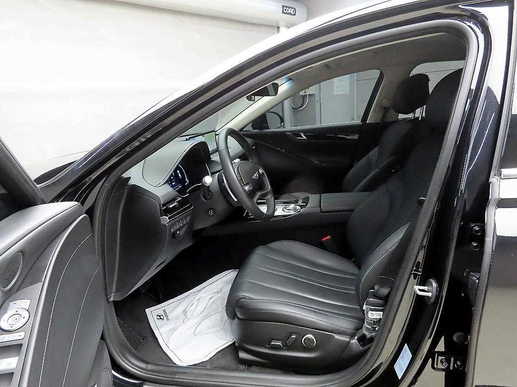 Genesis G80 - Vista 5