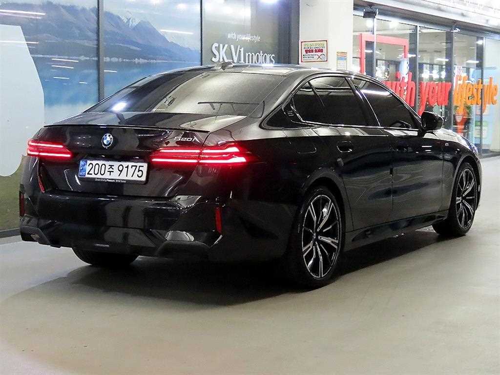 BMW 5 Series - Vista 4