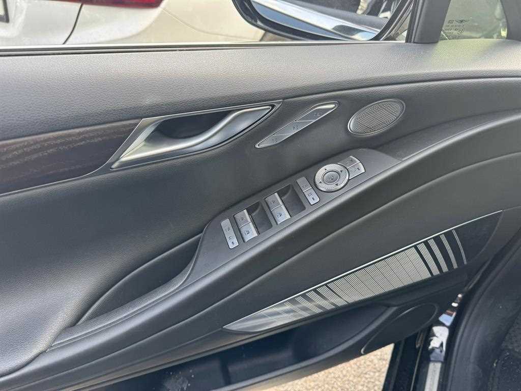 Genesis G80 - Vista 5
