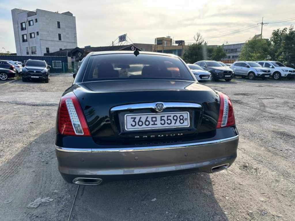 KIA Opirus - Vista 4