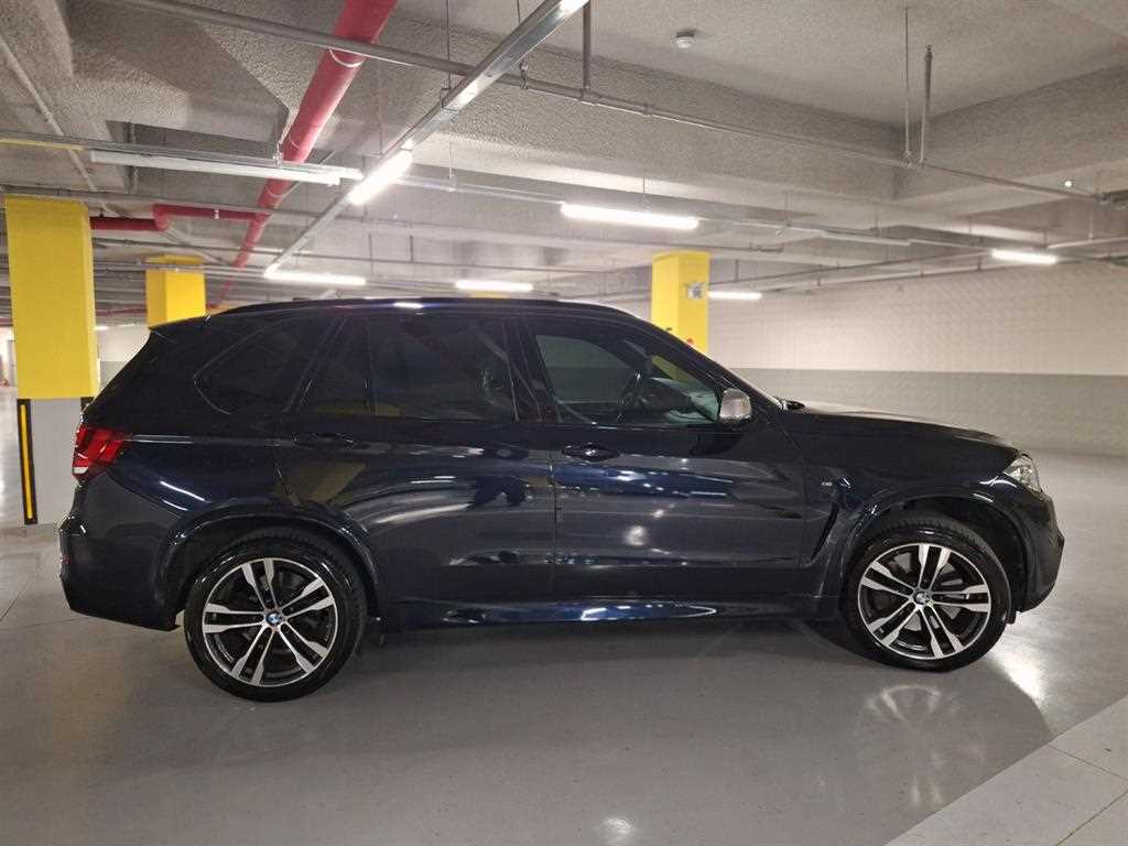 BMW X5 - Vista 4