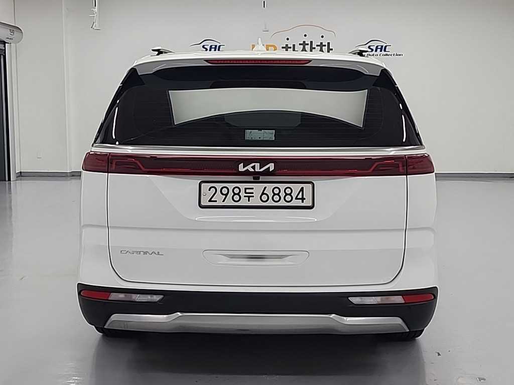 KIA Carnival - Vista 4