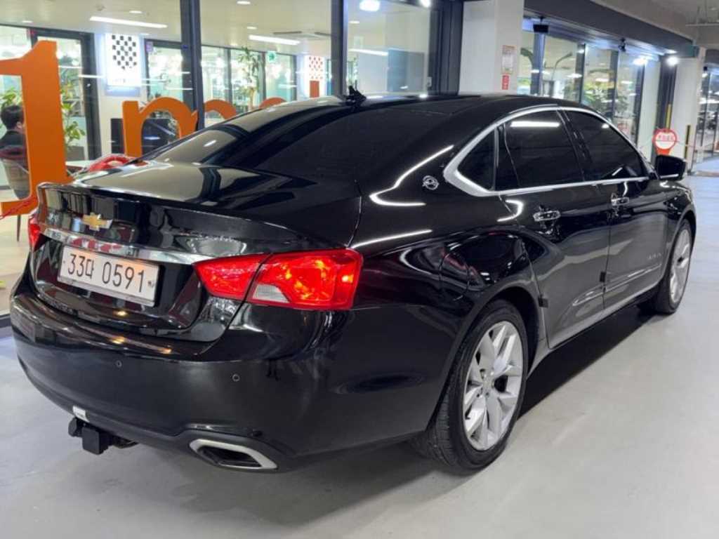 Chevrolet Impala - Vista 4