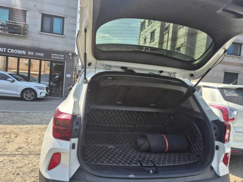 KIA Seltos - Vista 5