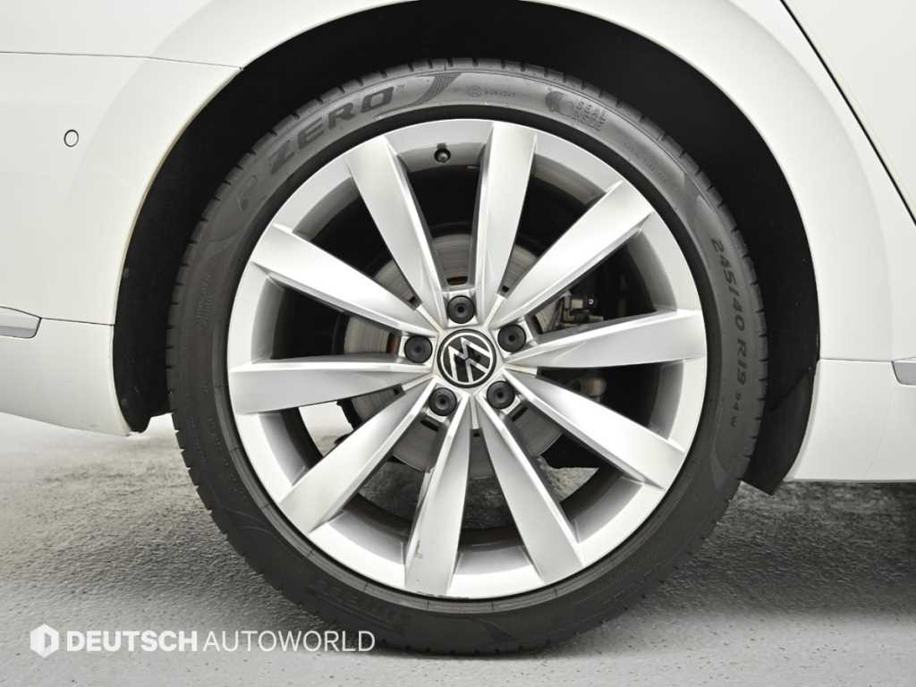 Volkswagen Arteon - Vista 5