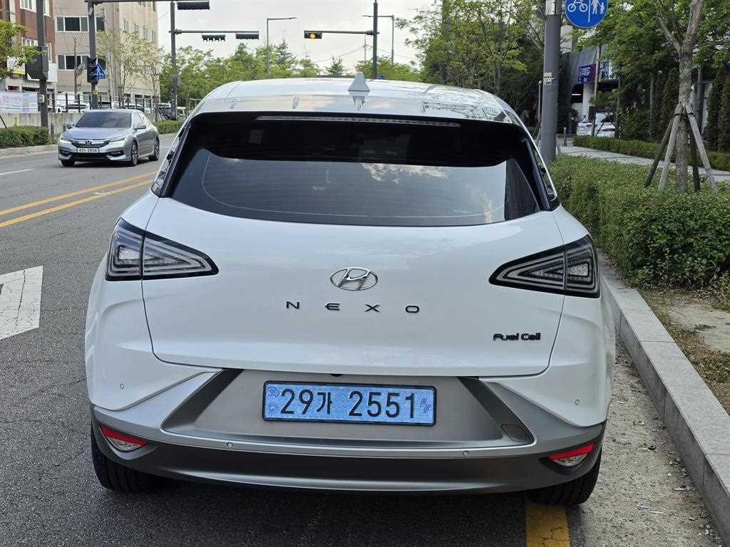 HYUNDAI Nexo - Vista 5