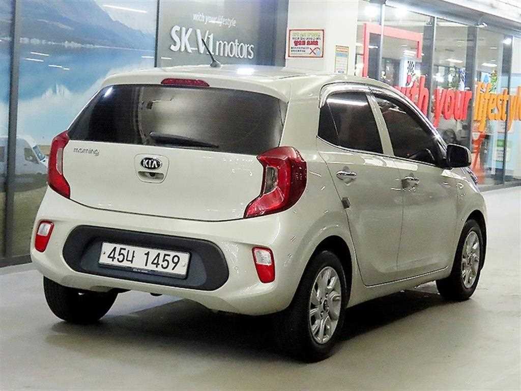 KIA Morning - Vista 4