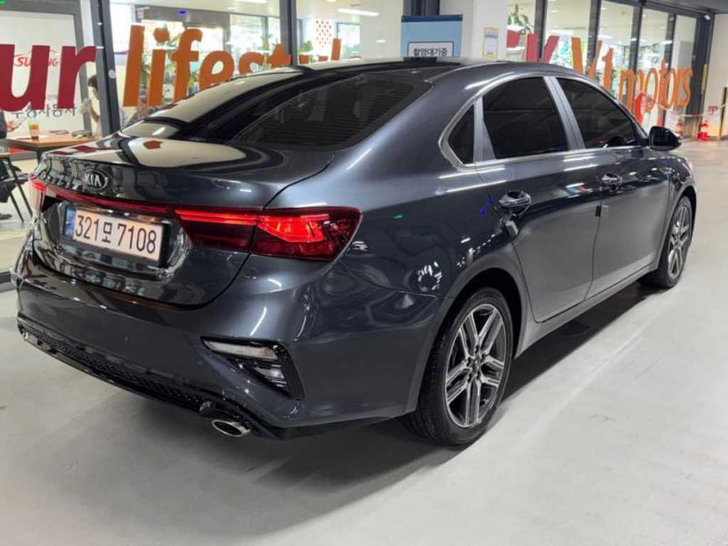 KIA K3 - Vista 4